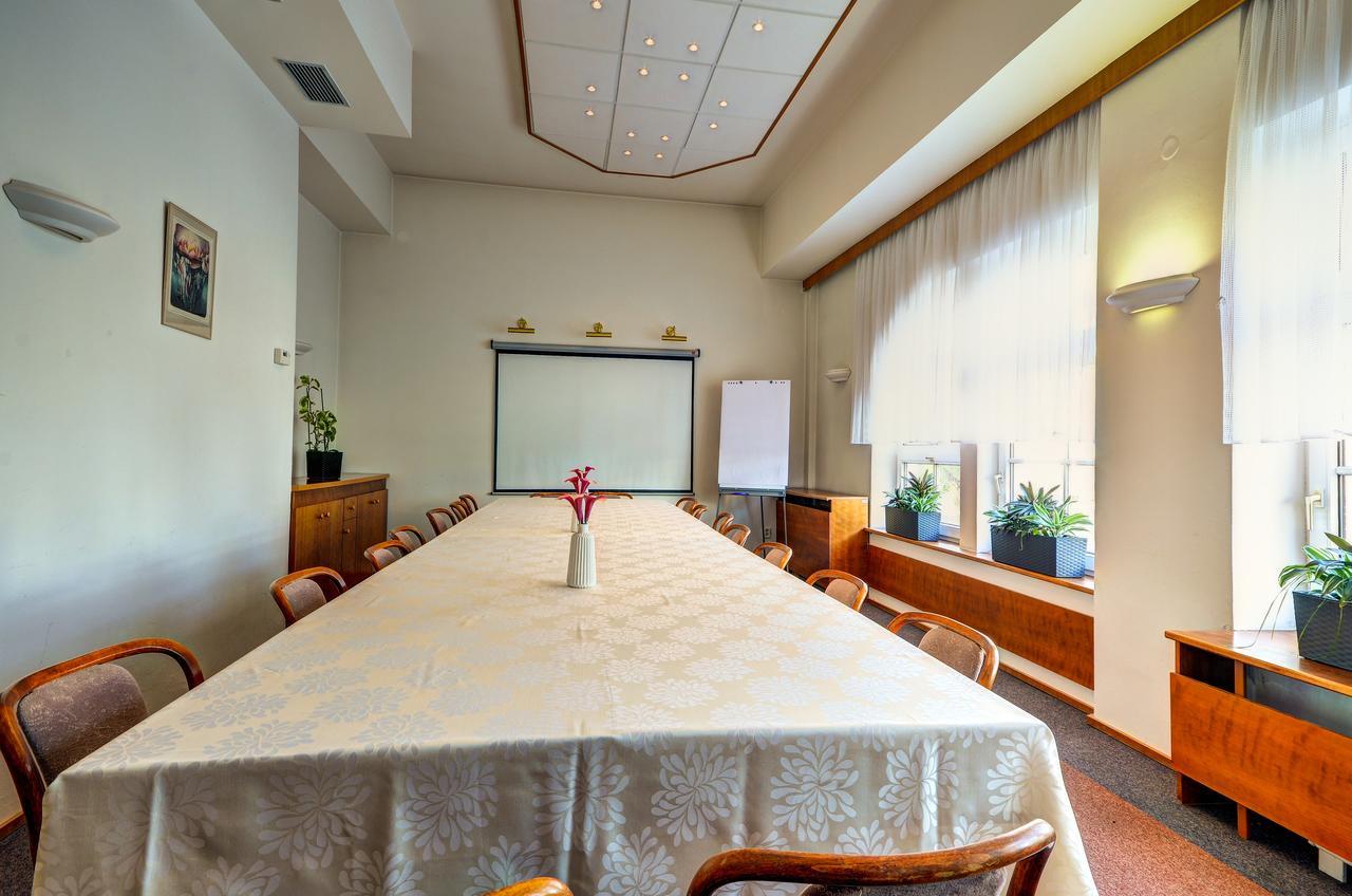 Hotel Pizzeria Istria Velké Losiny 外观 照片