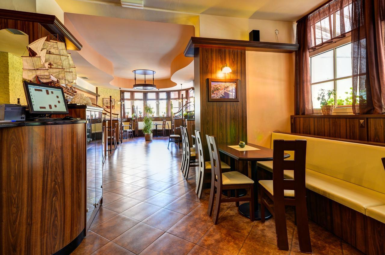 Hotel Pizzeria Istria Velké Losiny 外观 照片