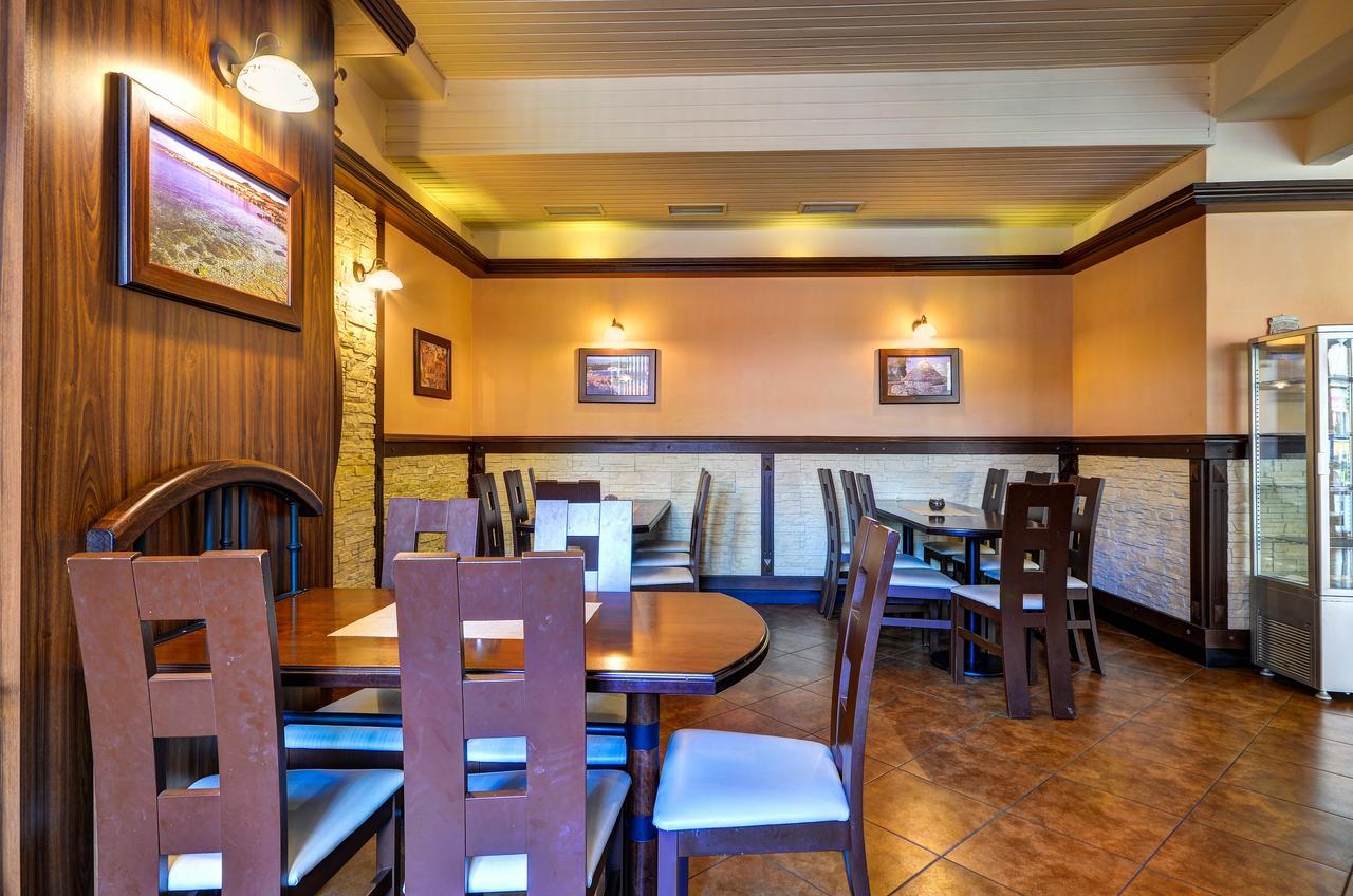 Hotel Pizzeria Istria Velké Losiny 外观 照片