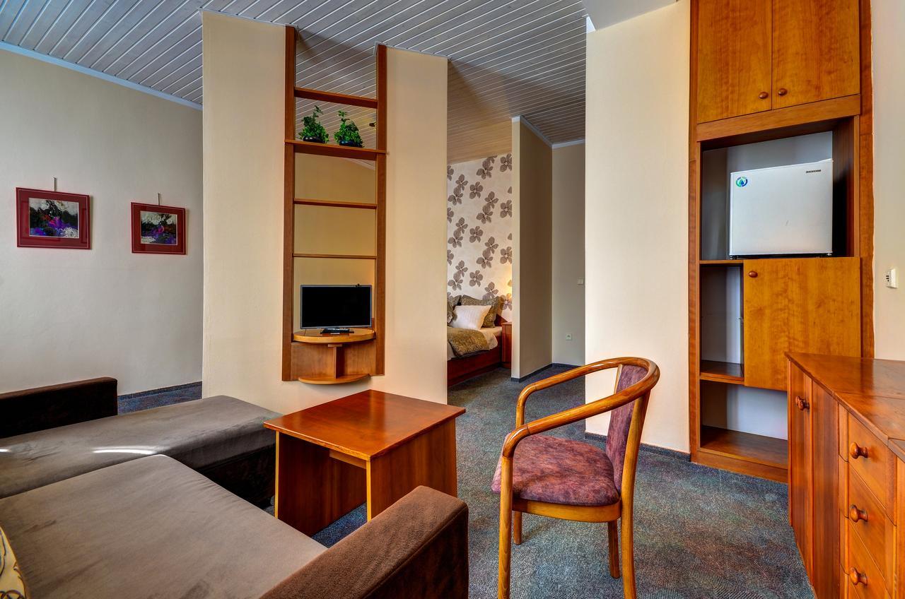 Hotel Pizzeria Istria Velké Losiny 外观 照片